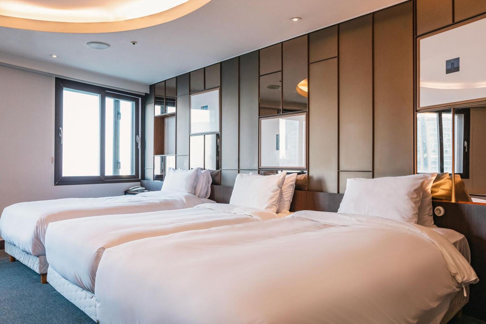 The Riverside Hotel Seoul Exteriör bild