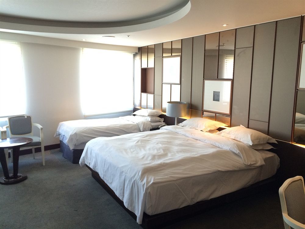 The Riverside Hotel Seoul Exteriör bild